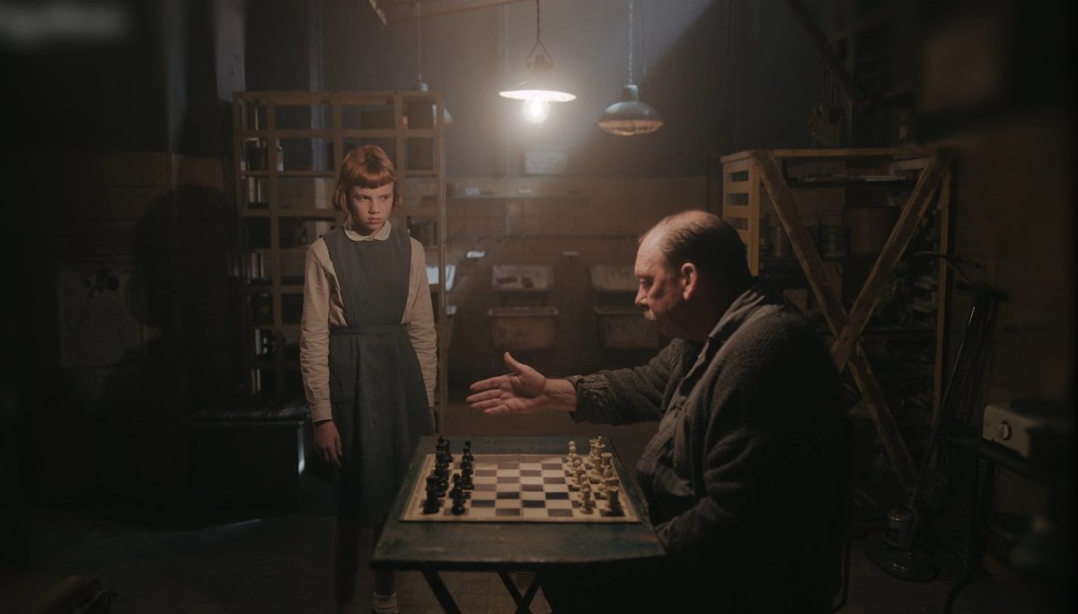 ход королевы сериал 2020 нетфликс. ход королев с субтитрами. энн ход королевы. ход королевы сериал 2020 аня тейлор-джой. ход королевы с субтитрами русскими.