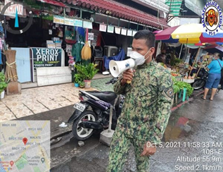 MpdPs9's tweet photo. SCADS personnel under the supervision  conducted OPLAN BANDILLO/OPLAN PAALALA for the strict implementation of wearing faceshield and facesmask in relation to COVID19 Likewise encourage the individual to support the ELCAC program of the Government along Leveriza St Malate, Manila https://t.co/ivhnYdgSRs