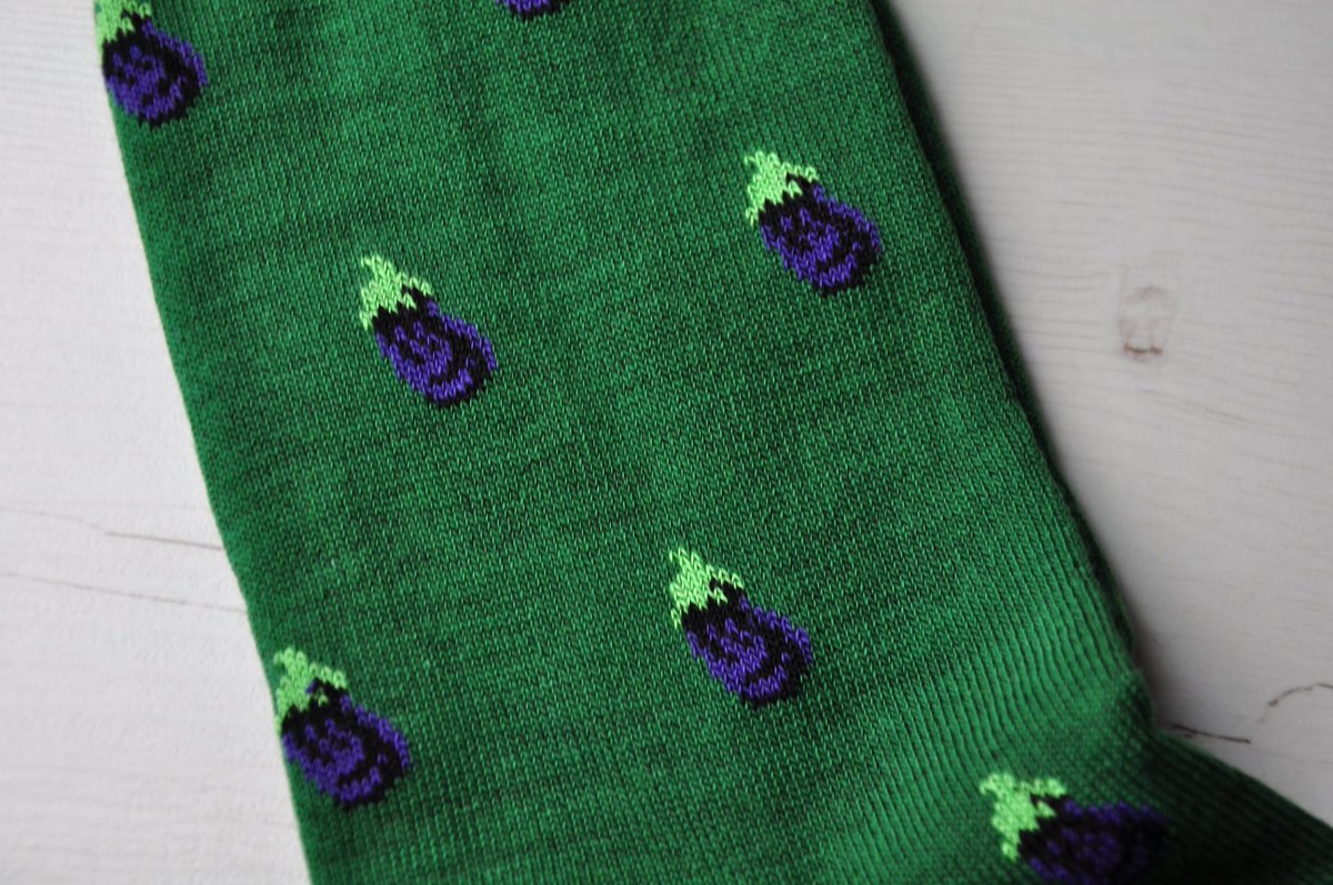 Sockaholic_com's tweet photo. Las berenjenas también se pueden llevar en los pies con nuestros calcetines #Melongena. ¿Te atreves? 🍆🍆🍆

https://t.co/6soyeo9r1c https://t.co/MedDEsGdqi
