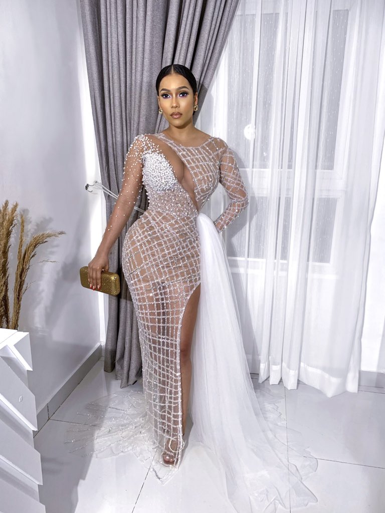 CFC_Babey's tweet photo. Follow Maria on all her social media pages please:
Instagram: https://t.co/GCDucHI7oq
Facebook: https://t.co/SyV56srA4h
Twitter: @MariaChike
#FollowMariaChike
MARIA CHIKE
#BBNaija
#BBNaijaSeason6 https://t.co/eqajVlhiWe #facebookdown https://t.co/soKXYRa6Ck