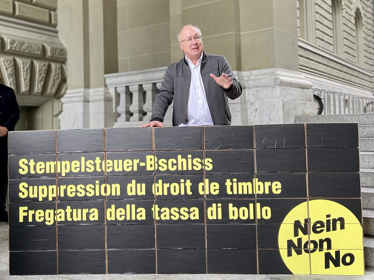 GewerkschaftSGB's tweet photo. «Reiche Anleger und Top-Einkommen steuerlich begünstigen ist im heutigen Kontext besonders unverschämt.» Pierre-Yves Maillard

Stopp Abschaffung @stempelsteuer https://t.co/hKWmEeCTCh