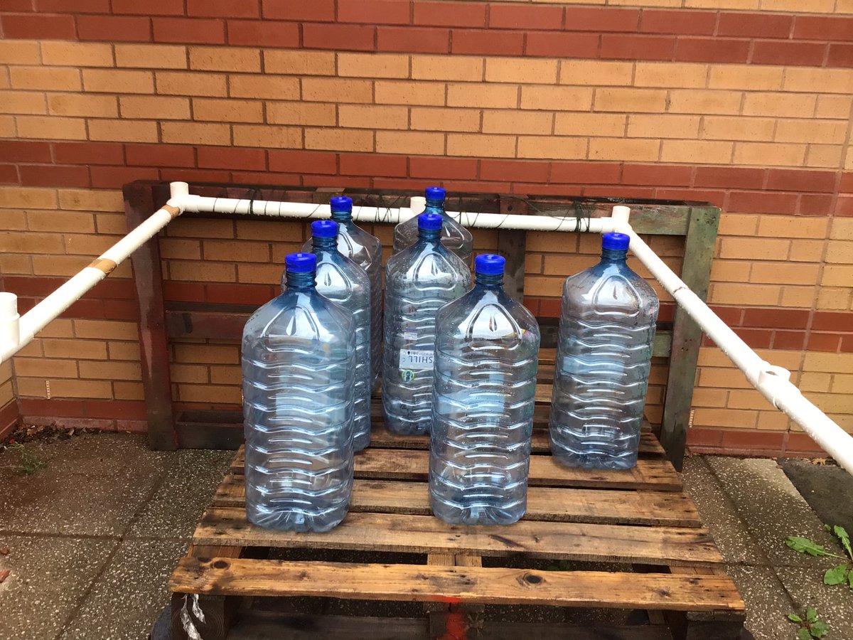 NurseryMonksdo1's tweet image. When you ask your @MonksdownOffice if they can ask for an extra one of these beauties…and she snaffles all these 😍 #WaterPlay #EYFSRocks @NurseryMonksdo1