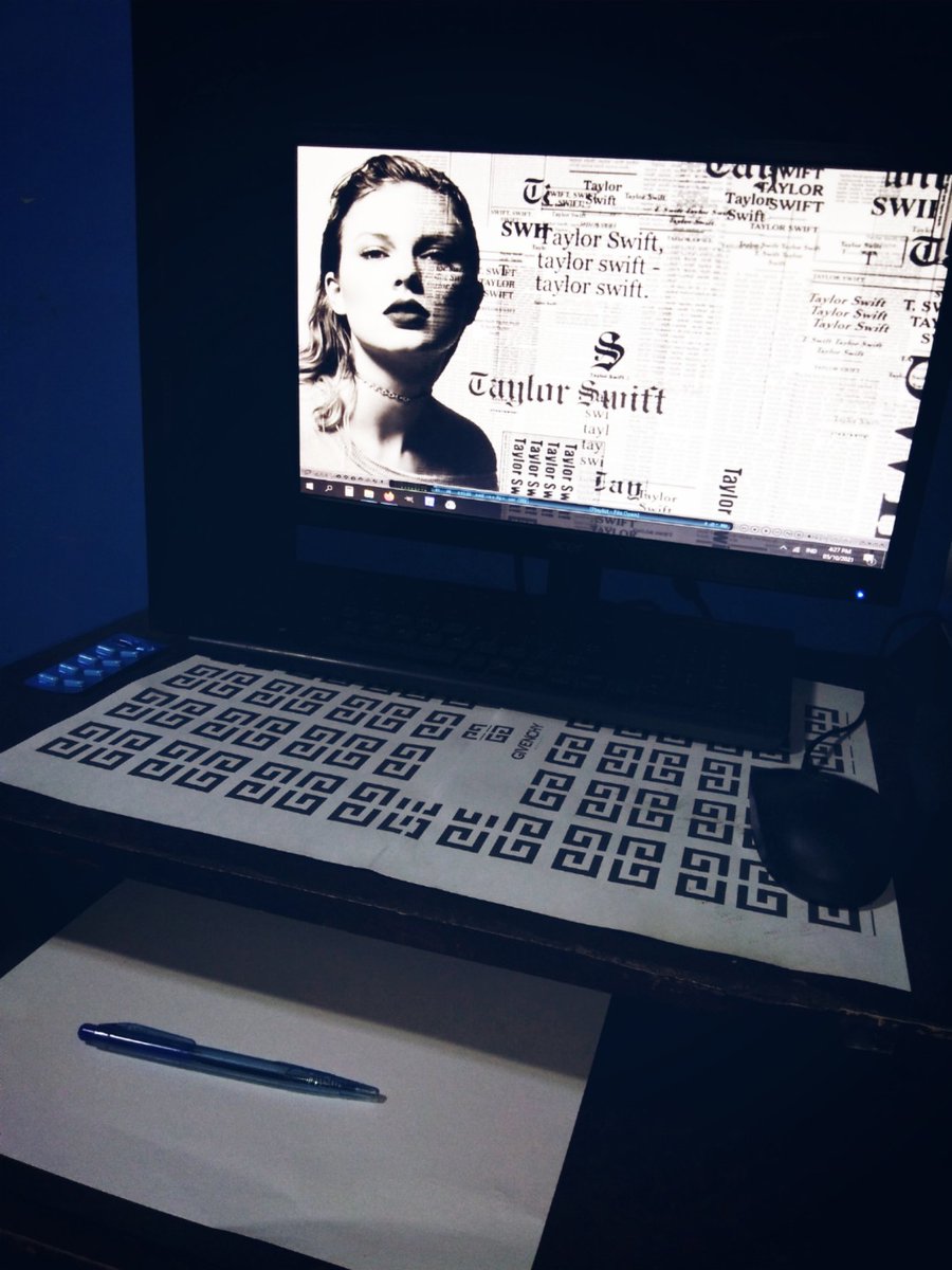 ekhaliduy's tweet photo. It's good to be back in my own "Blank Space".
#writersofinstagram #poetry #creativewriting #writinglife #writingcommunity #writeups #igwriters #igpoets #spilledink #writersden #stayhome #writersconnection #blogger #inspiration #littleconversations https://t.co/zW33BxmtZP