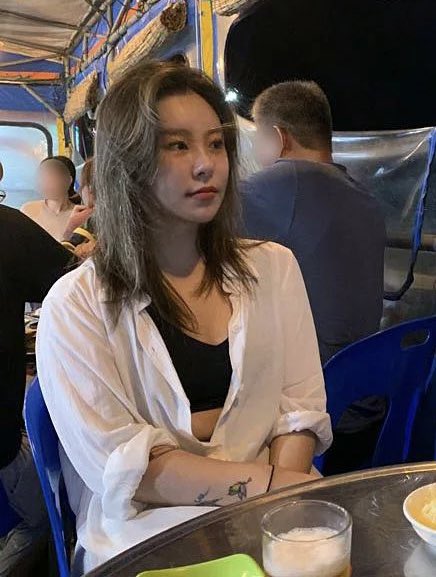 wheeix's tweet photo. girlfriend wheein 😍 https://t.co/KFvUbvwpHr
