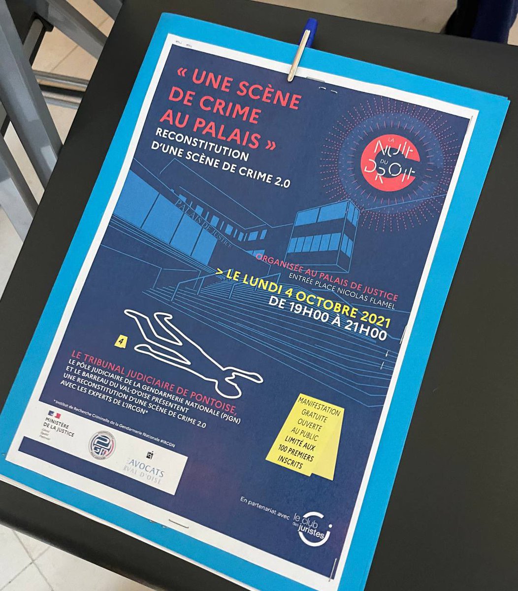 ⚖️ Très utile et instructive reconstitution d’une scène de crime hier au tribunal de #Pontoise à l’occasion de la #NuitDuDroit

Une occasion de promouvoir et mieux faire comprendre une scène de crime &amp; toute la procédure judiciaire qui en découle