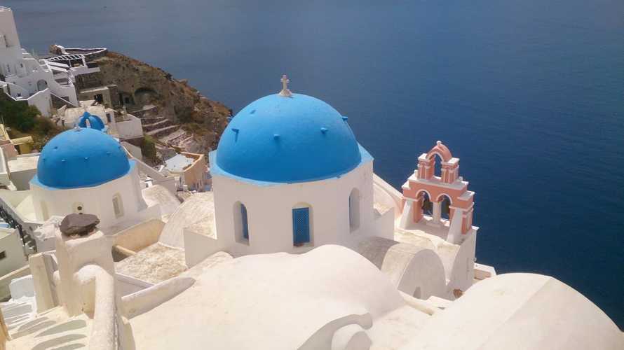 MoranTravel's tweet photo. 🛳7 nights Italy &amp; Greek Islands Cruise onboard the Celebrity Edge
🗓 Sail from Rome 3 September 2022
🗺Visit  - Santorini, Rhodes &amp; Mykonos, Greece, Naples, Italy.
👉Balcony from £1629* pp
🍹Includes drinks, WiFi &amp; Tip - https://t.co/s3YXriFx3g https://t.co/BWJiFE3VPE