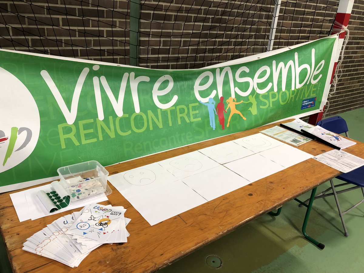 USEP62's tweet photo. #IRFO #DiagnoForm #Villagedesassociations #USEP #DefisRecres Aujourd’hui nous sommes à St-Pol avec plus de 400 enfants sur la journée ! Suite à un diagnoform mis en place par l’@officiel_IRFO les enfants et enseignants découvrent l’USEP à travers les défis récrés ! #vivreensemble https://t.co/E76G6FbFpp