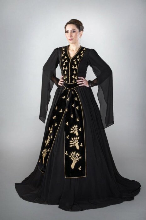 чахчур азербайджанский национальный костюм. грузия национальная одежда грузия национальная одежда. одежда грузии. грузинский горский костюм. грузинская национальная чоха.