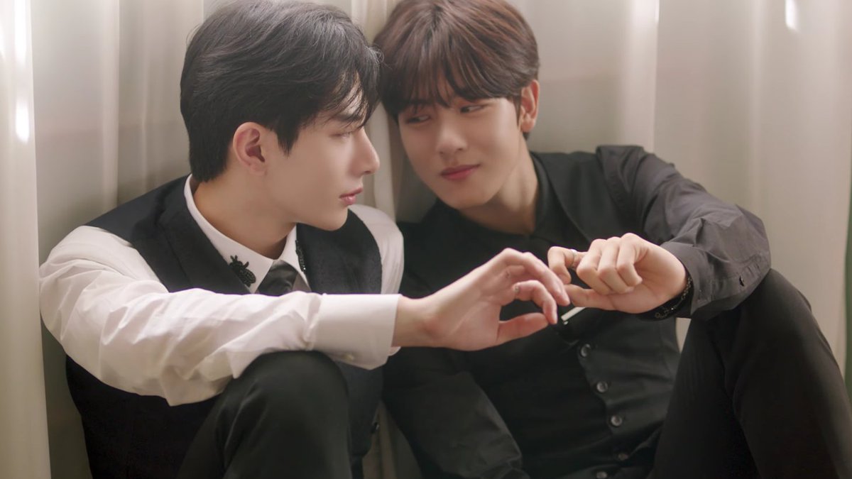 bobeomness's tweet photo. NOTHING BUT BOBEOM VISUAL TWINS SUPREMACY
#DDARA #GoldenChild #골든차일드 #BOBEOM #Jibeom #Bomin #김지범 #최보민 https://t.co/kaM1M4NAwK