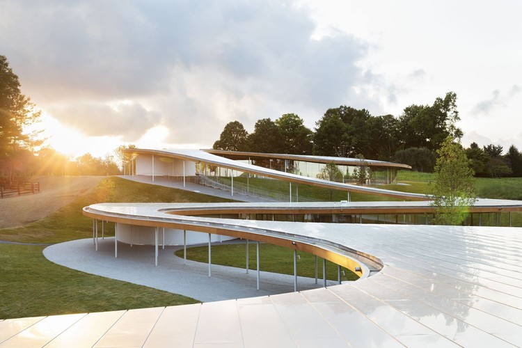 DosisKafkiana's tweet photo. HOY en #LaDosis: ARQUITECTAS CONTEMPORÁNEAS que (quizá) no conocías. 

¿TE LO VAS A PERDER? 🧵⬇️

#TwitterCultural #PionerasDelArte 
#Arquitectura https://t.co/EHN3Q5RnA7