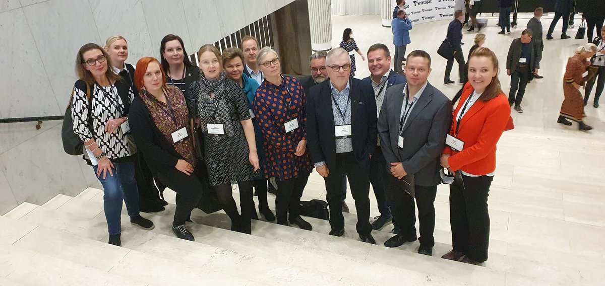 paivi_koskinen's tweet photo. @Nokiankaupunki ja #nokianyrittäjät kokosi suuren ja innokkaan joukon kunnallisjohdon seminaariin 👏
Kaksi päivää tärkeää kunta- ja yrittäjyysasiaa. 
#businessnokia #kujo2021 https://t.co/WUozu9V4Ov