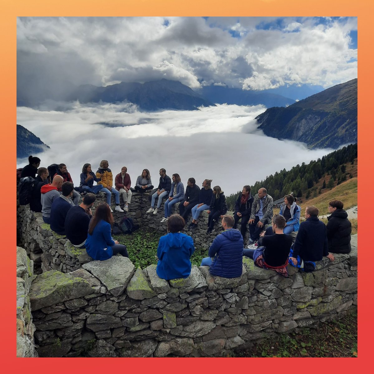 civicChallenge's tweet photo. 🏔️ Enfin, le moment est venu ! Les finalistes du civicChallenge 2021 sont réunis en ce moment même à Belalp.
L'enthousiasme de nos expertes @StephAWade et @simonecarrier ainsi que le cadre époustouflant, fournissent l'énergie nécessaire pour faire décoller les projets !  🚀 https://t.co/OimsrBTb7E