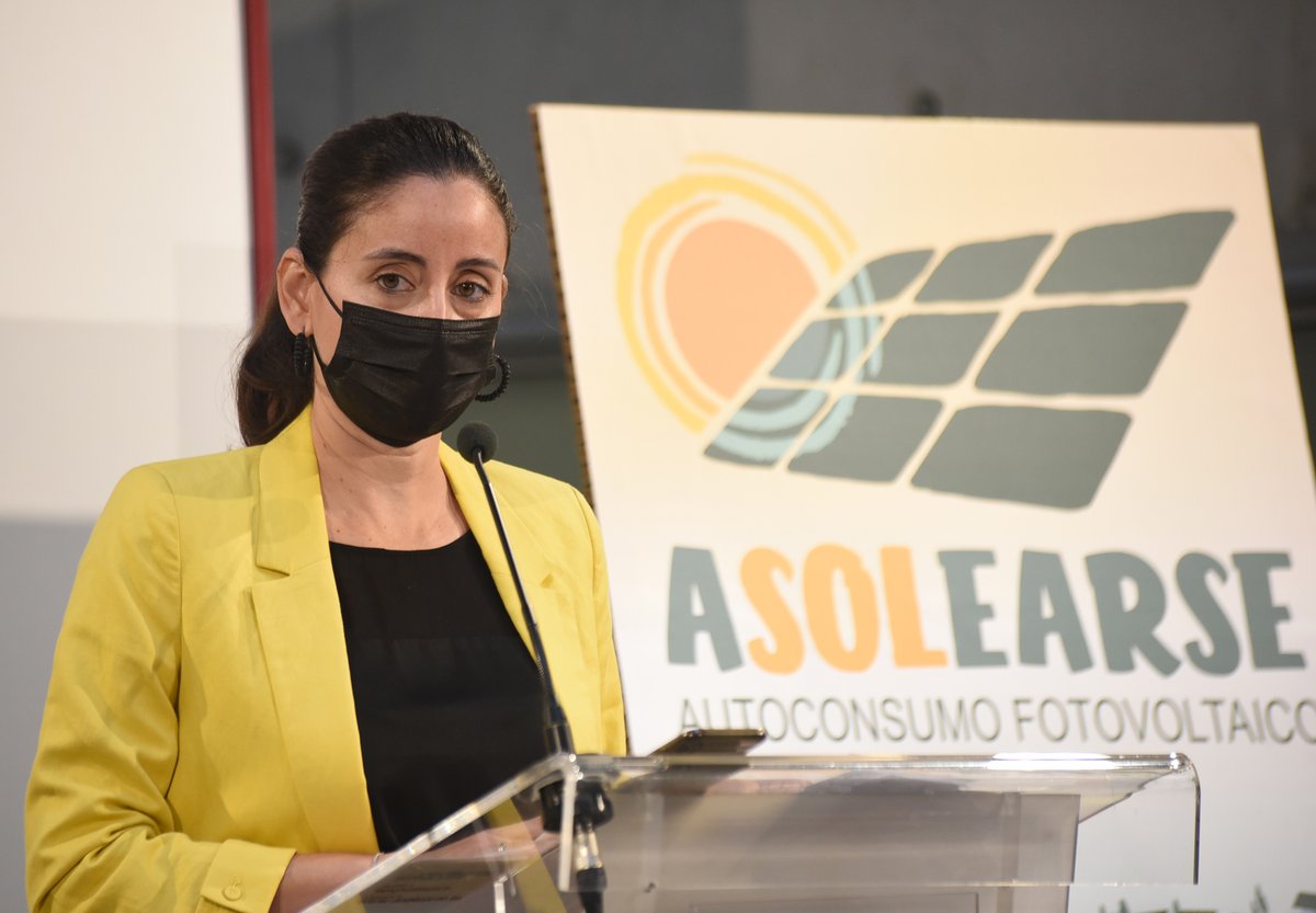 dipgra's tweet photo. “Asolearse”: Diputación lanza una campaña para informar sobre los ventajas de instalar placas solares en los domicilios
https://t.co/VqLk43JWSe
Más información en https://t.co/ZqQXeqc7Ti https://t.co/HCYTWukzAo
