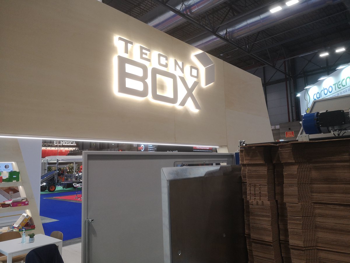 Tecnobox_'s tweet photo. We’re back! Super excited to be here at @FruitAttraction today – finally.

Come visit us see our #BIG #REVEAL!!!!!! The all #new #tray #former range #TB-PACK.

The @TECNOBOX stand is in Pavillion 7, stand space 7C13A.
 
#tecnobox,#TB1-PACK, TB2-PACK #tray #formers https://t.co/VuLkp6Gjv7