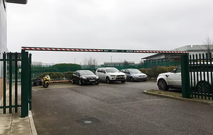 GGoalposts's tweet image. Now in stock, The Fixed Height Restriction Barrier range. Increase your site or carparks security and clearly
display the desired height restrictions with Guardian&apos;s Fixed Height Barriers. 
information! #sitesecurity #safetymatters #carparks #safety #barrier