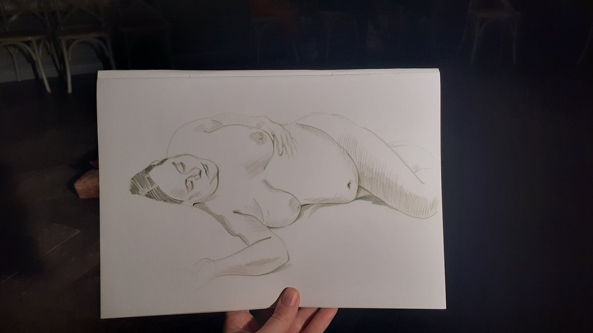themoonandnude's tweet photo. Work from last nights class by Philip Hood 

https://t.co/c4rmdVEbsV 

#lifedrawing #artclass #fromlife #drawing #art #muswellhill #crouchend #allypally #alexandrapalace https://t.co/kcq9Y90phx