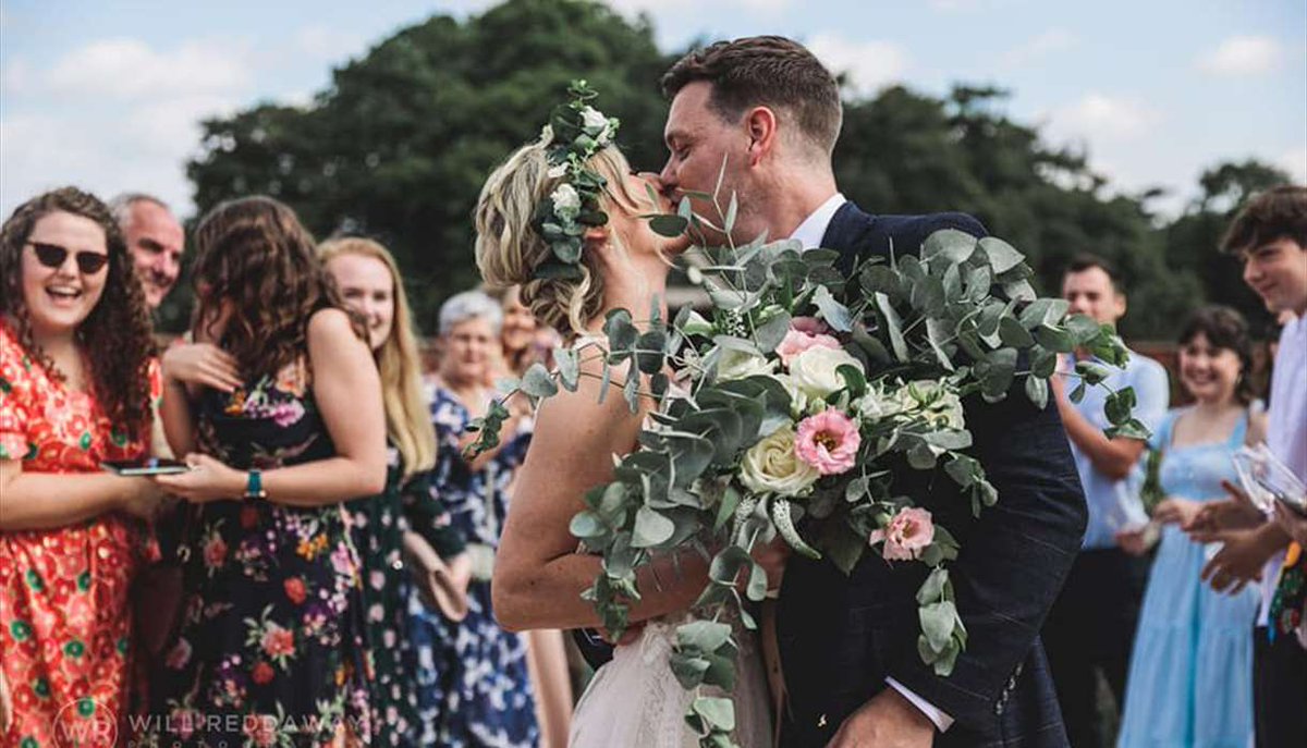The Westpoint Wedding Extravaganza returns this weekend! If you're planning to tie the knot, this is the place to be for inspiration for all aspects of your special day 💍

Find out more here: visitexeter.com/whats-on/weddi… #LoveExeter <a href="/WestpointExeter/">Westpoint Exeter</a>