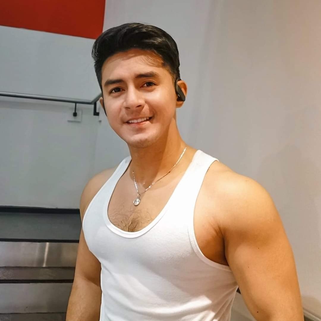 yg_zaw's tweet photo. #NewProfilePic https://t.co/5j4jRwhckI
