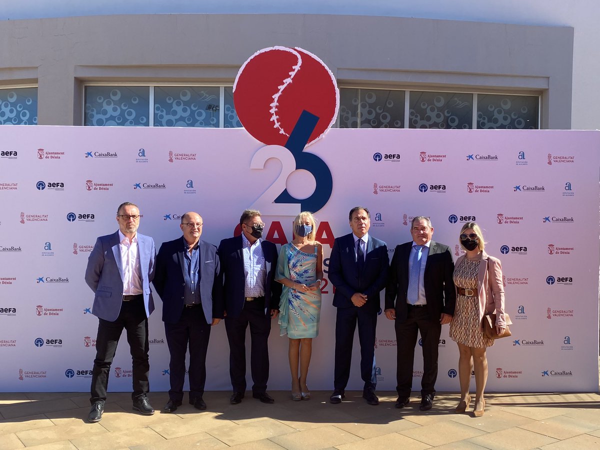 AEFALICANTE's tweet photo. #XXVIPremiosAEFA 🔵 ¡Comienzan a llegar los invitados a una de las galas más importantes para nuestra Asociación!

¡Bienvenidos a los #PremiosAEFA que hoy celebramos en Dénia @DeniaAyun! https://t.co/STqKB2nbJp