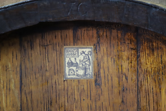 ginvolcanic's tweet photo. Una part important de la nostra essència: @RatafiaRusset .
#GinVolcanic #VolcanicGin
🍸de la #Garrotxa https://t.co/LKHH0FBfSg