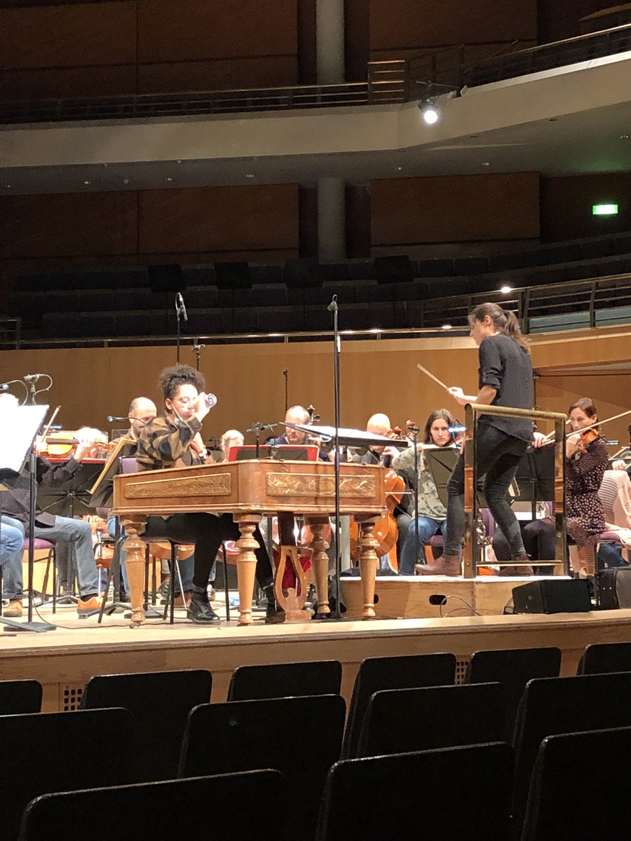 torkefan's tweet photo. Not a sight we see regularly @the_halle Here’s #Simone from the @rncmlive rehearsing #HaryJanos with @LazarovaDelyana #Setworks https://t.co/esxCRdSMU2