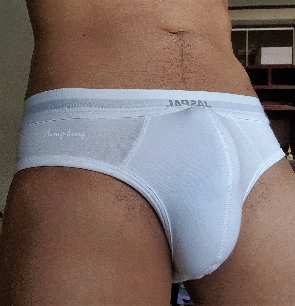 ผมกลับมาแล้วครับ😥😥😥