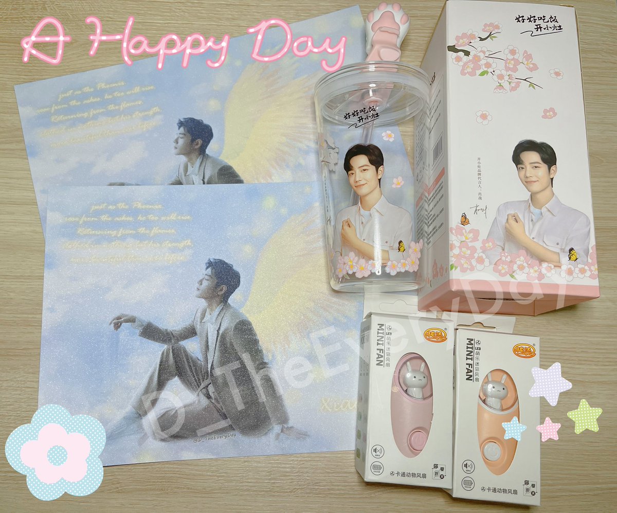 D_TheEveryDay's tweet photo. มาต่ะ สำหรับคนน่ารักใจดีที่แจกกอววันเกิดน้อนจ้าน มี gift set เล็กๆน้อยๆ 3 ชิ้นให้ดังนี้ แก้วน้งอุ้งแงว KXZ พัดลมน้งกาตุ่ยเสี่ยวหมาน และโปสการ์ดA4ของเค้าเอง 

เพียงเมนชั่นทวิตที่คุณแจกมาเลย สุ่มจากเมนชั่น 2 คน คนนึงได้ครบ3อย่างเลยต่ะ สุ่ม 7 ตค 20.00 ต่ะ

#XiaoZhan30thBirthday https://t.co/TWsG5ANFDJ
