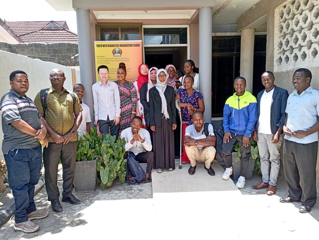 JohnieZeBest's tweet image. &quot;Today at Youth With Disabilities Organisation Office, Facilitating the Usage Of Social Media to People with Disabilities to Influence +Ve Changes In Our Community. This training is one among series activities from Paza Sauti Yangu Project.&quot;

#PazaSautiTz
#UnlockHiddenPotential