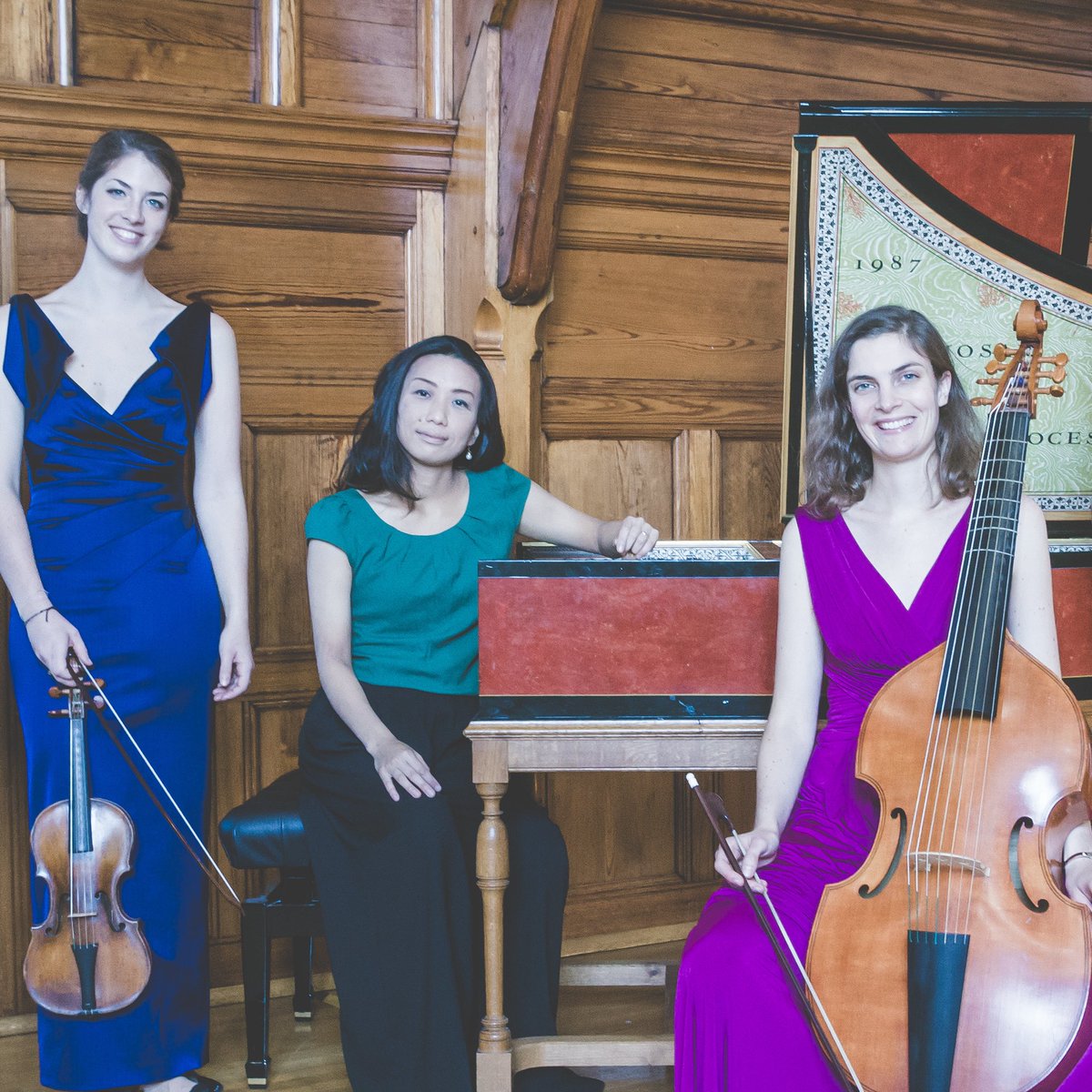 ensemblemoliere's tweet image. Alice, Kate &amp;amp; Satoko are performing in #Derbyshire this Friday🎻🎶

8th Oct 7:30pm @MusicMatlock 
Highfields School, Matlock, DE4 5NA

“Musical Portraits”
French baroque character pieces named after colleagues. What did they think of each other? Come along to listen and find out!