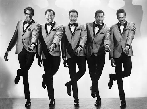 Remembering #EddieKendricks of #TheTemptations who passed away on this day in 1992 at the age of 52. 🎶
