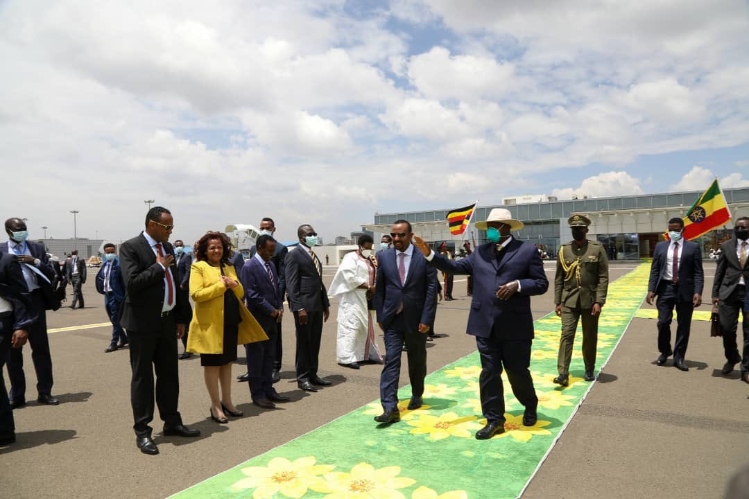 MFAEthiopia's tweet photo. H.E. Yoweri K Museveni, President of the Republic of #Uganda has left for Uganda today after attending the inaugural ceremony of the new gov’t of #Ethiopia yesterday. PM, H.E. Dr. @AbiyAhmedAli, and high-level government officials have seen the president off at Bole Int Airport. https://t.co/aAvtTf5Ph0