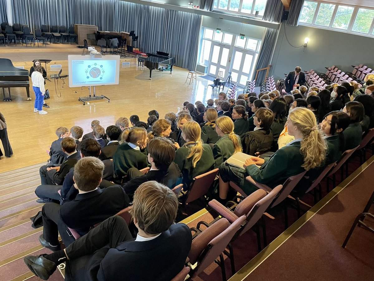 Downe House Geography tweet media
