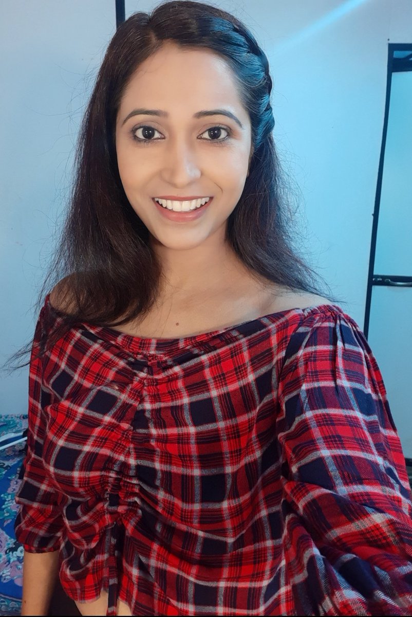 NehikaR's tweet photo. Shooting Time....#actorslife #colorschannel #NimaDenzongpa #tvserial #actorslife https://t.co/LjGB7rawYC