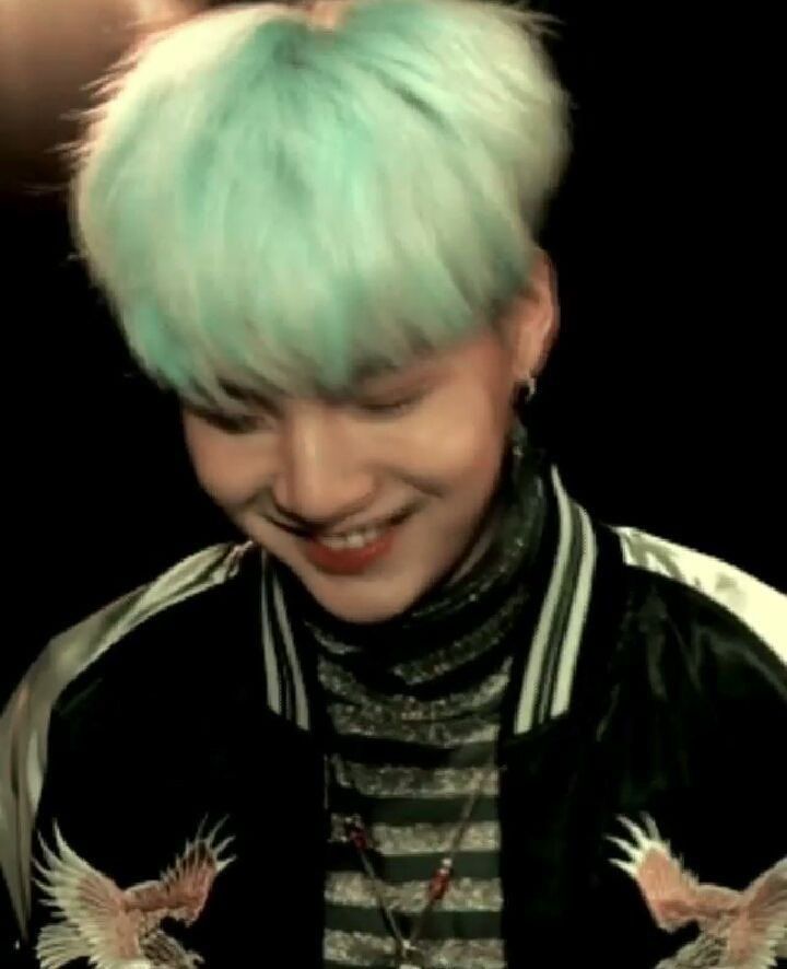 MinSlayer's tweet image. YOU HAVE A CRUSH ON THIS YOONGI, DON'T YOU?