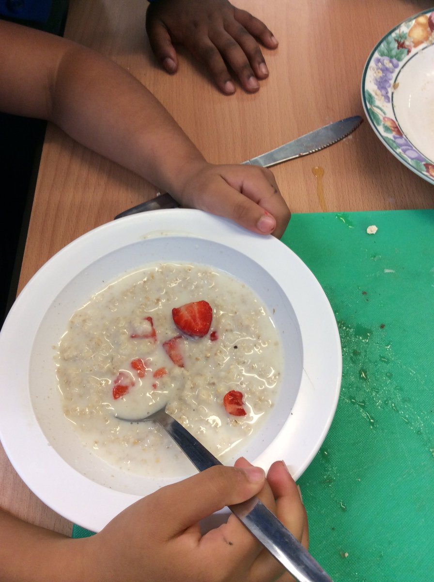 Today in Caterpillars we have been making porridge. We have been checking our utensil list and then we followed the cooking instructions.  We enjoyed trying different toppings.