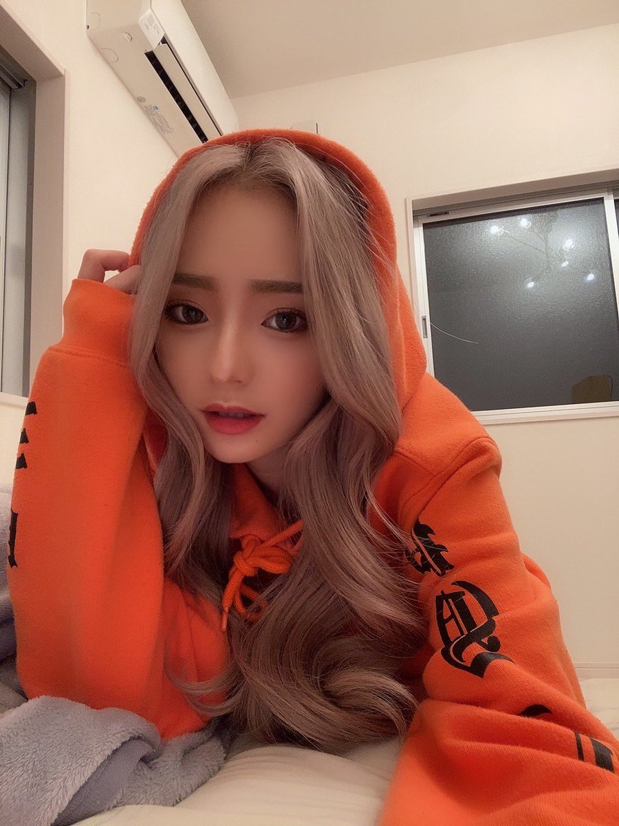 rncql's tweet photo. 🍊 https://t.co/TALrm2eeFX