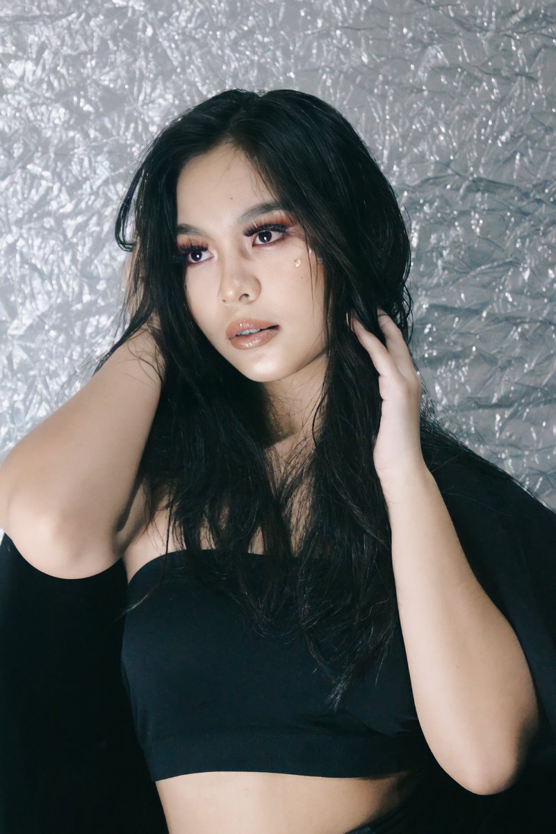 VannaCaiah's tweet photo. you go girl, shine.💎 https://t.co/SoxU922YKf