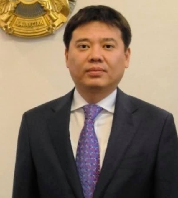 1/6
🔴3 FACTS YOU DIDN'T KNOW ABOUT MARAT BEKETAYEV

1️⃣ #BEKETAYEV is one of the closest aides to Karim #MASSIMOV, head of the NSC, in political persecution both inside and outside Kazakhstan.

<a href="/TerhiHakala/">Terhi Hakala</a> <a href="/EamonGilmore/">Eamon Gilmore</a>
@Mariearenaps <a href="/NachoSAmor/">Nacho Sánchez Amor</a>

#EUinKZ #epca #EU4CentralAsia