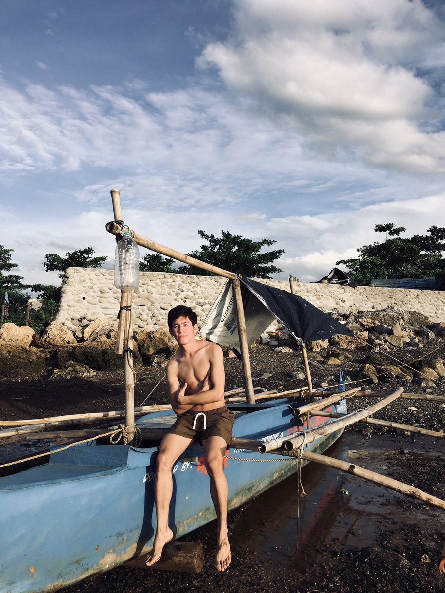 King_kobe18's tweet photo. The sun was doing me favors today, clearly.🏖 https://t.co/MoFh2eim96