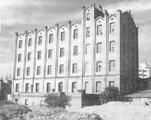 Un any més participem a les Jornades Europees de Patrimoni #JEP2021 fent un itinerari per l'Antiga Farinera Sant Jaume, seu actual del CC La Farinera del Clot de la mà de <a href="/patrimonigencat/">Patrimoni cultural</a> i el <a href="/THClotCarpa/">THClotCarpa</a>