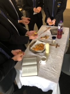 croesyschool's tweet photo. A very successful lesson on the Eucharist with Year 11 - thanks for the photos Mrs Lloyd! https://t.co/zEDjjTqV69