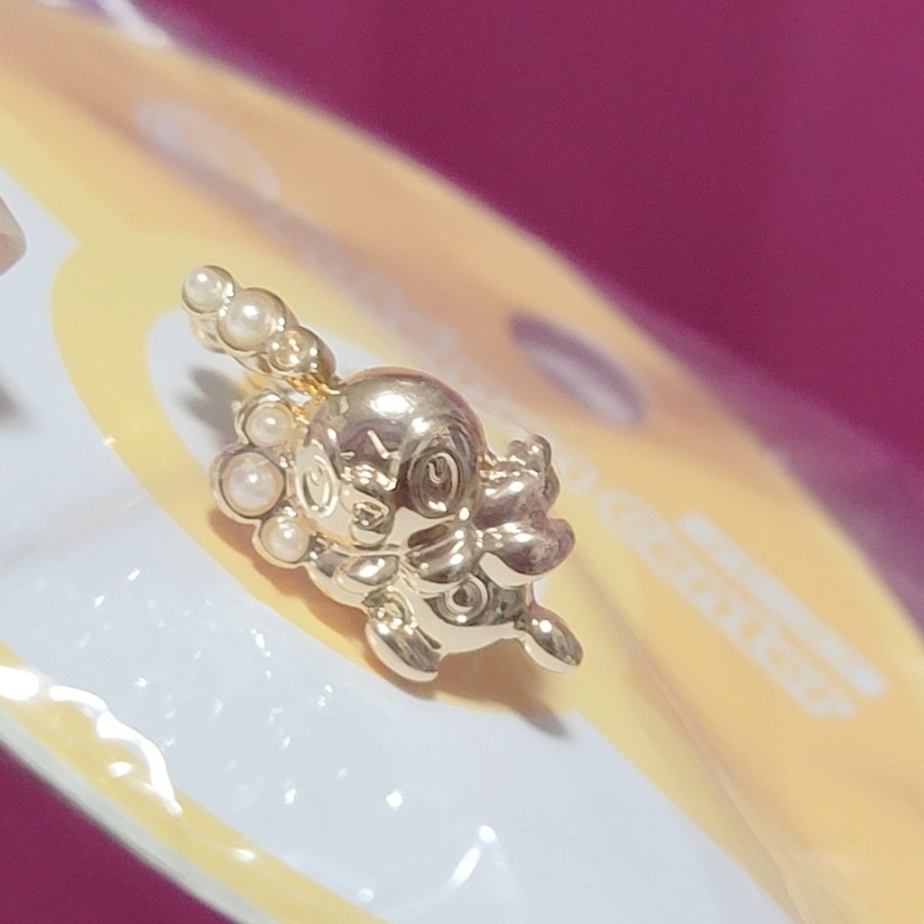 ポケセンからピアスとイヤーカフ届いた～ リザードンのこんな感じの