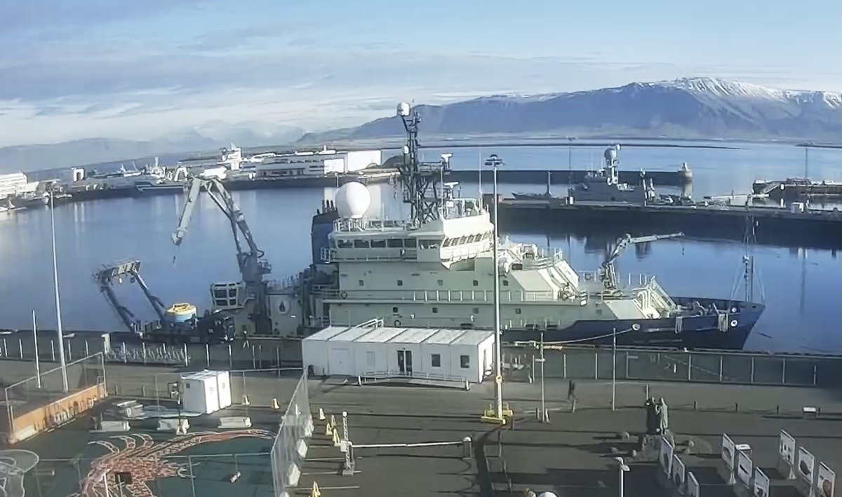 WarshipCam's tweet photo. RV Neil Armstrong (AGOR-27) Neil Armstrong-class research vessel owned by the USN and operated by Woods Hole docked in Reykjavik, Iceland - October 5, 2021 #rvneilarmstrong #agor27 https://t.co/HMIlcvd207