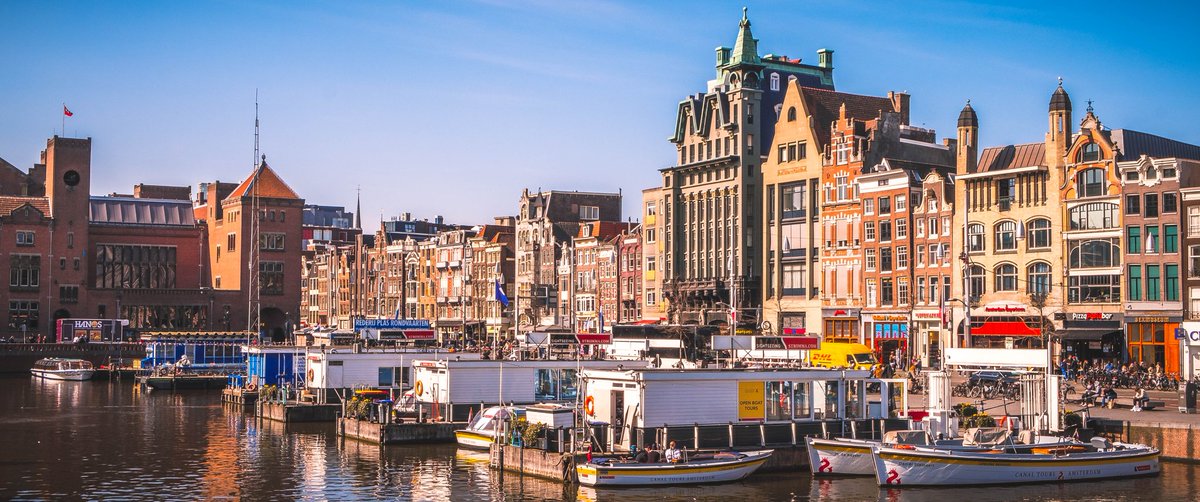 dankrumarmy's tweet image. One day in the Dutch capital (circa 2019)