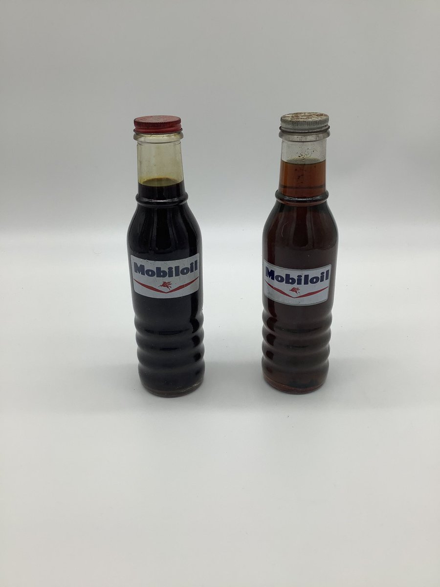 UKREST0RATI0N's tweet photo. A Mobiloil BB one pint oil bottle and a Mobiloil Arctic one pint oil bottle with original caps available through UK Restoration Auctions. Online from the 22nd of October.
https://t.co/cy9eh1RVj7
#mobil #mobiloil #BB #mobilarctic #mobilbb #motoroil #lubricants #originalcaps
#oil https://t.co/L6ddFNbMpS