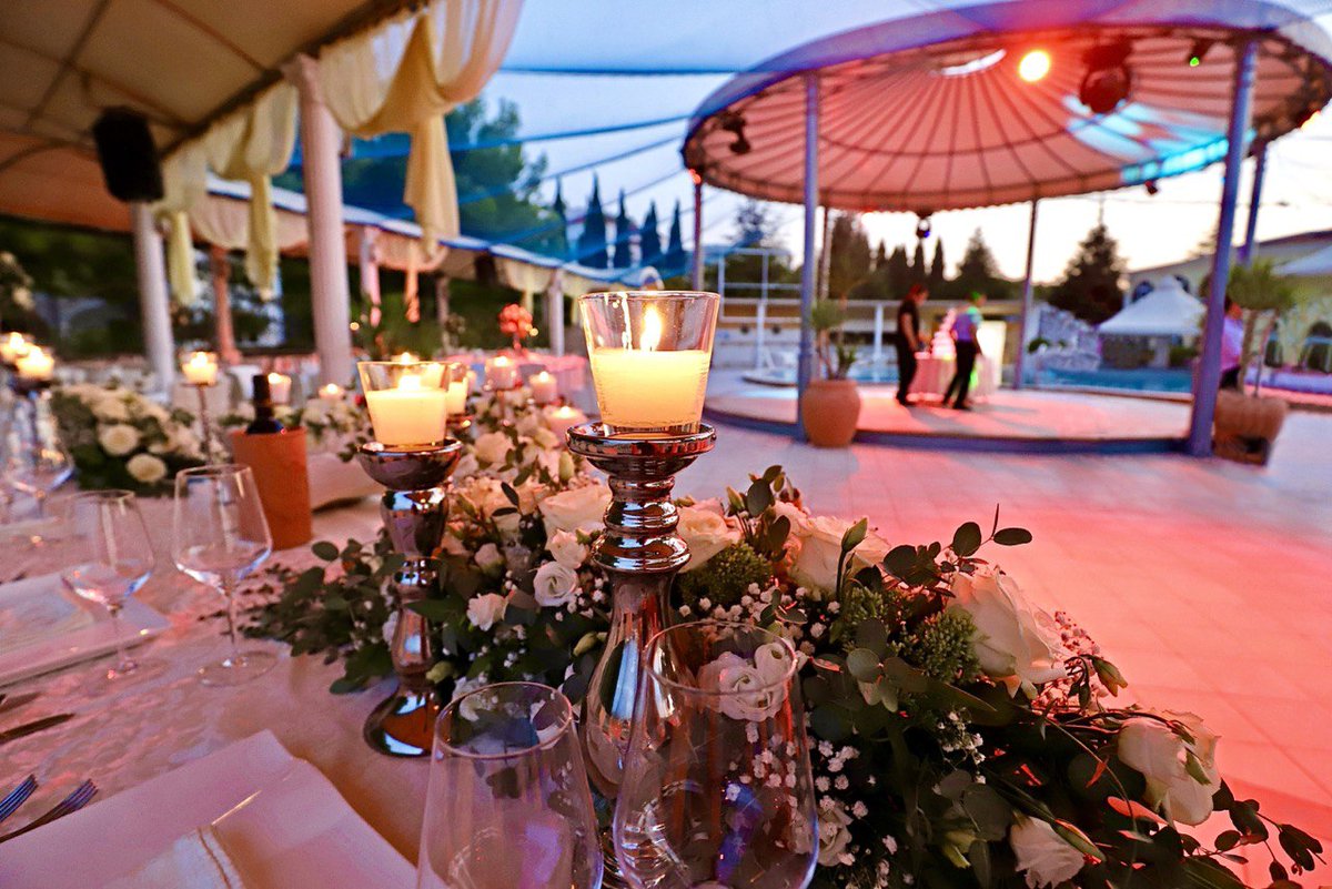 [WEDDING IN FRAPA]

💯Your love is like a candle that warms my❤!