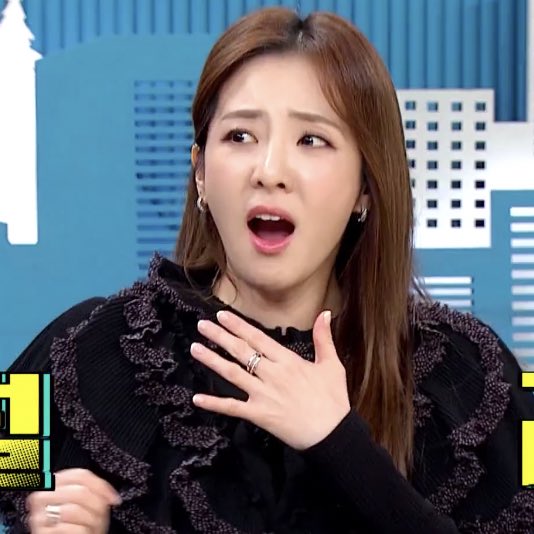 bluedaisea's tweet photo. #VideoStarMCSandara
#memescollection #SandaraPark #Sandara https://t.co/za8BVLYulU