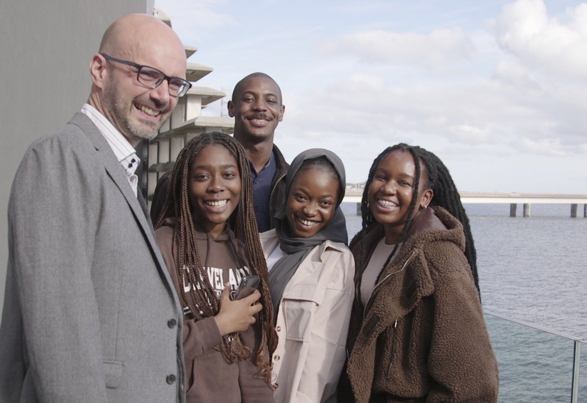 Great day filming new <a href="/dundeeuni/">University of Dundee</a> Africa video with <a href="/81filmsuk/">81 Films</a> and our great ambassadors from 🇧🇼🇬🇭🇳🇬 <a href="/UoDMedicine/">UoD Medicine</a> <a href="/LawDundee/">Dundee Law School</a>.  Thankyou <a href="/VADundee/">V&A Dundee</a> !