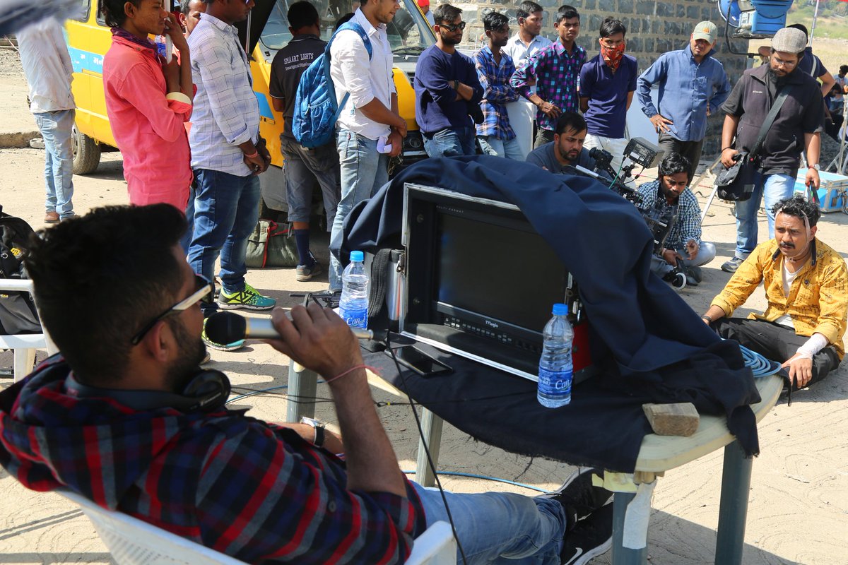 Official_VRao's tweet photo. You have to make a film to tell a story, every team member has to surrender themselves to the script for better output.

#viralrao #evaproduction #filmset #setlife #affrataffari #filmmaking #onset https://t.co/69S2RdKsNy