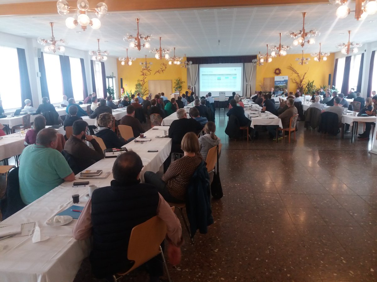 rege Teilnahme bei der #Biogas|Tagung in Groitzsch #Sachsen:  spiegelt regionale Situation; hohe Wertschöpfung; aber kaum Planbarkeit für Zukunftsinvestitionen